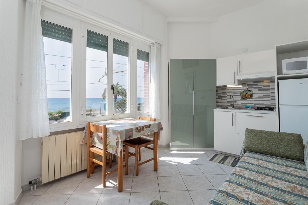 Residence Villa Alda Pietra Ligure Eksteriør bilde