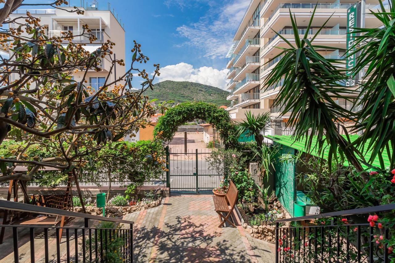 Residence Villa Alda Pietra Ligure Eksteriør bilde