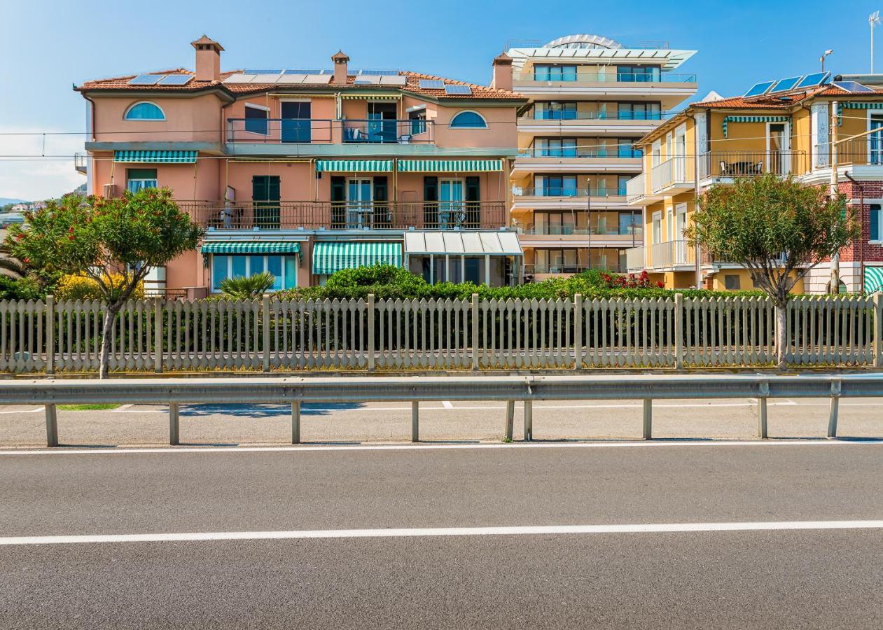 Residence Villa Alda Pietra Ligure Eksteriør bilde